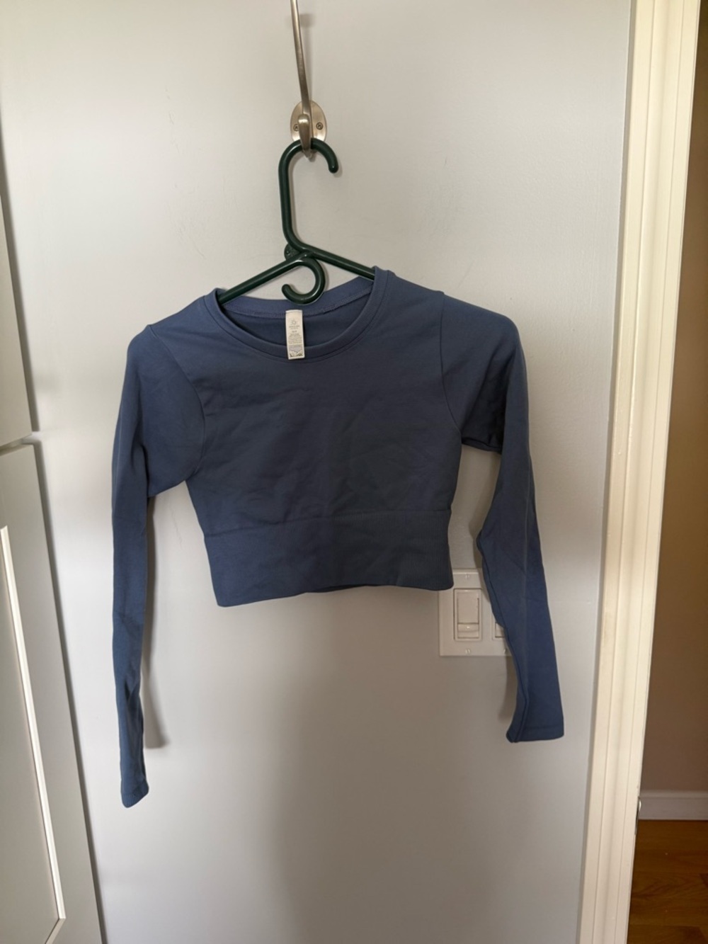 OFFLINE by Aerie Blue Long Sleeve Crop Top | Seamless Athletic